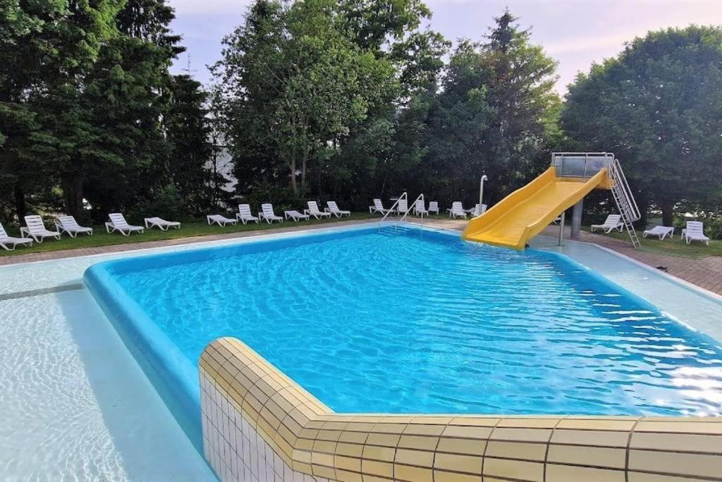 Emilia - Einzigartige Lage, Pools, Sauna Apartment *