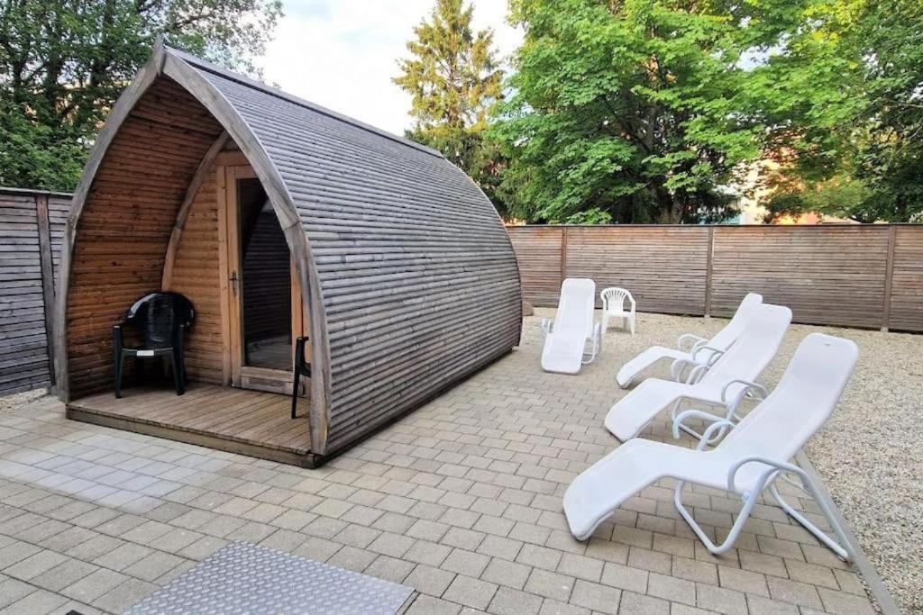 Emilia - Einzigartige Lage, Pools, Sauna